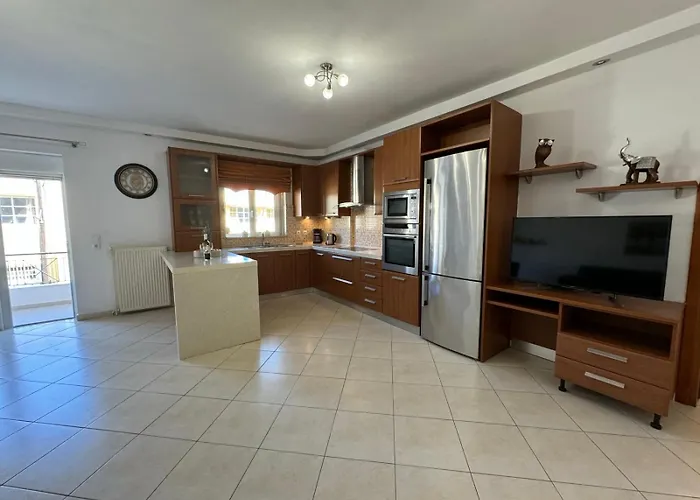 Chris شقة Rhodes City